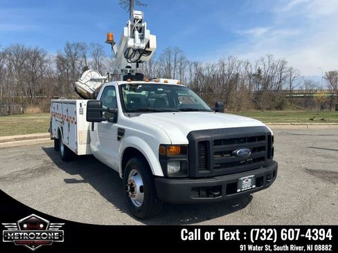 Used 2008 Ford F350 XLT RWD image 3