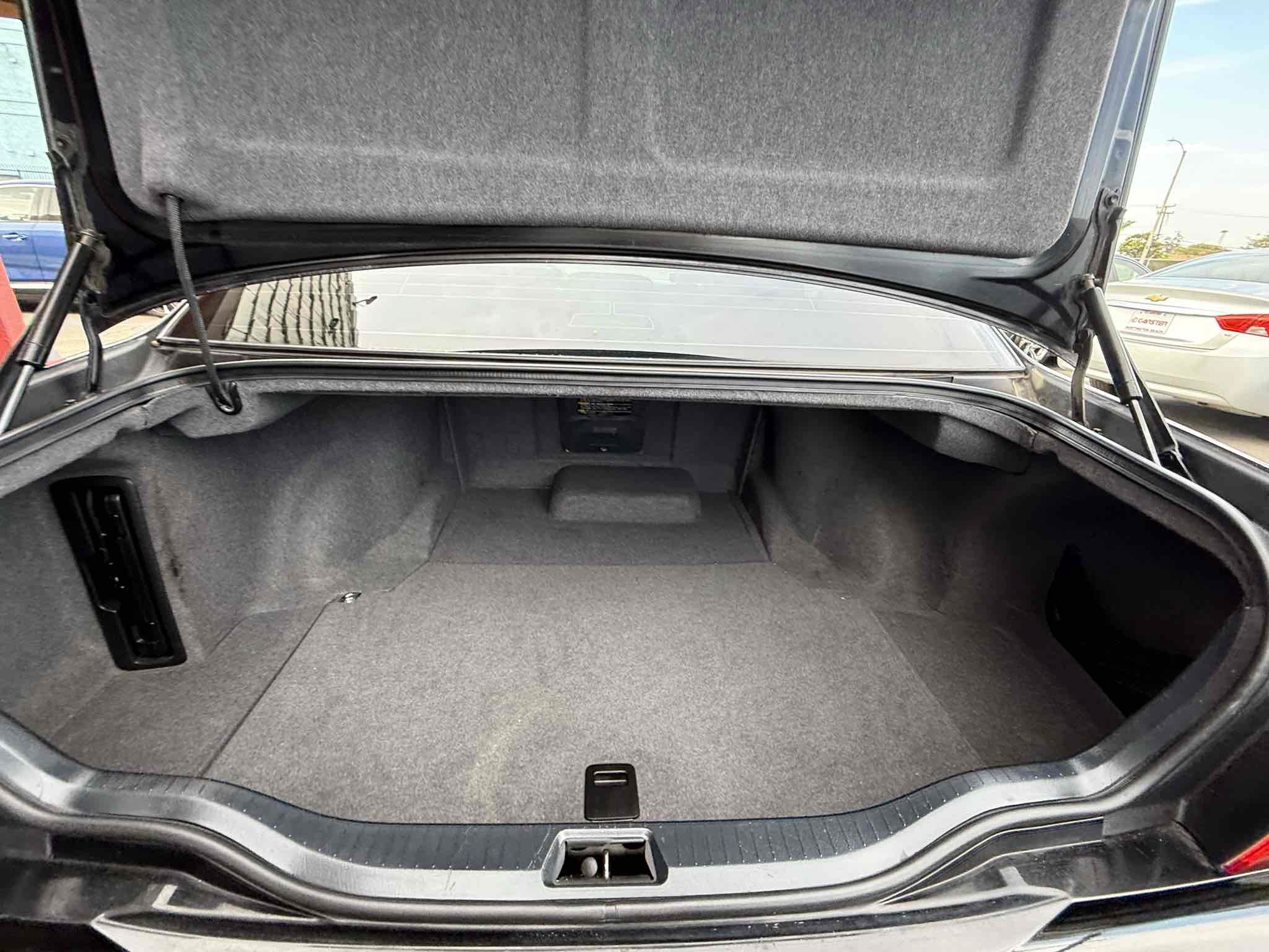 Used 2005 Lexus LS 430 RWD image 24