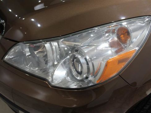 Used 2011 Subaru Outback 2.5i Premium image 10