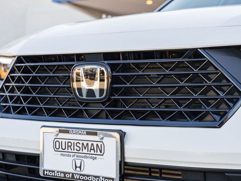 Used 2023 Honda Accord LX image 9