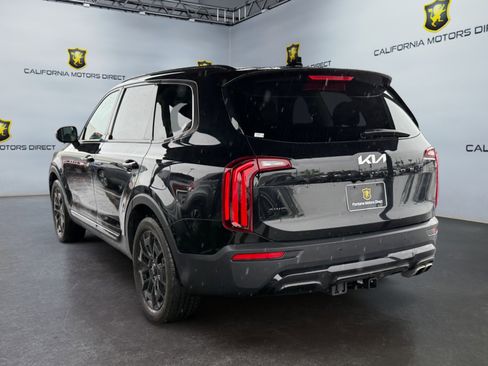 Used 2022 Kia Telluride EX w/ EX Premium Package image 2