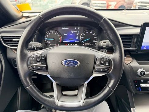 Used 2020 Ford Explorer Limited AWD/4WD image 22