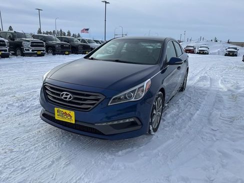 Used 2016 Hyundai Sonata Sport w/ Cargo Package image 4
