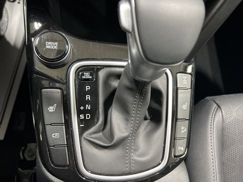 Certified 2025 Kia Seltos EX image 20