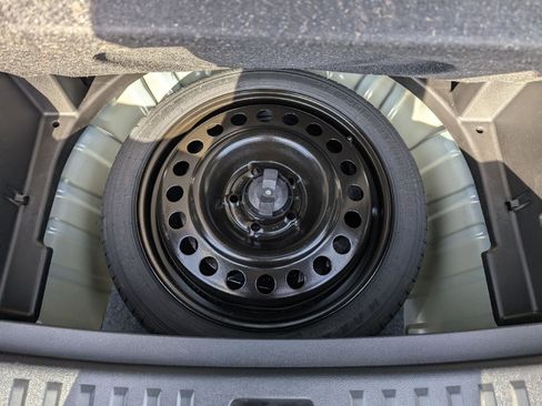 New 2026 Chevrolet Equinox LT w/ Convenience Package II image 57