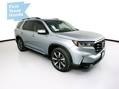 Certified 2025 Honda Pilot Touring