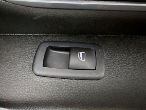 Used 2019 RAM 1500 Big Horn image 31