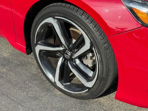 Used 2018 Honda Accord Sport image 21