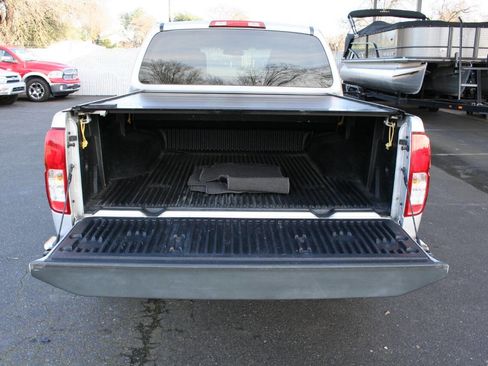 Used 2015 Nissan Frontier S image 20