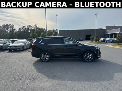 Used 2020 Cadillac XT6 Premium Luxury FWD image 5