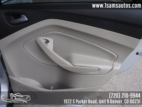 Used 2018 Ford Escape SE image 39