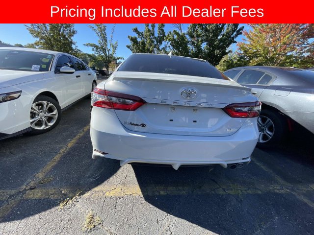 Used 2024 Toyota Camry SE w/ Convenience Package FWD image 6