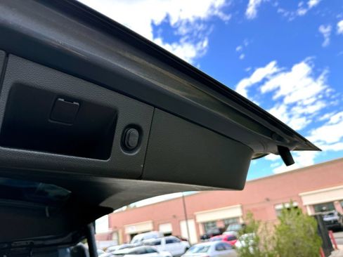 Used 2019 Chevrolet Suburban LT AWD/4WD image 16