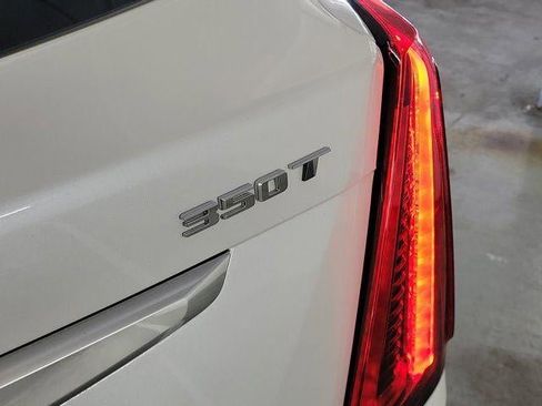 Certified 2022 Cadillac XT5 Premium Luxury image 8