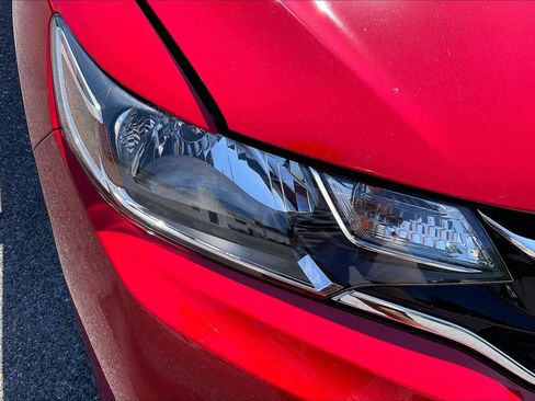 Used 2019 Honda Fit LX image 25