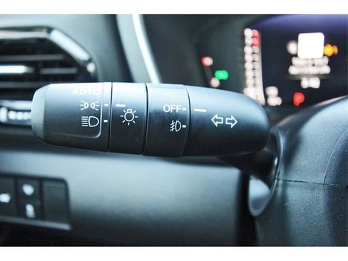 Used 2023 Honda Pilot Elite image 17