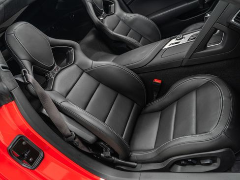 Used 2019 Chevrolet Corvette ZR1 RWD image 25