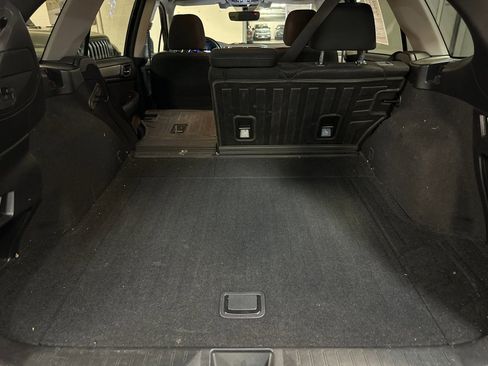 Used 2018 Subaru Outback 2.5i Premium image 14