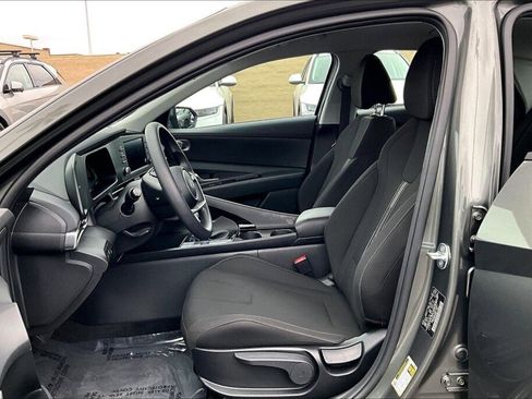 Certified 2025 Hyundai Elantra Blue image 14