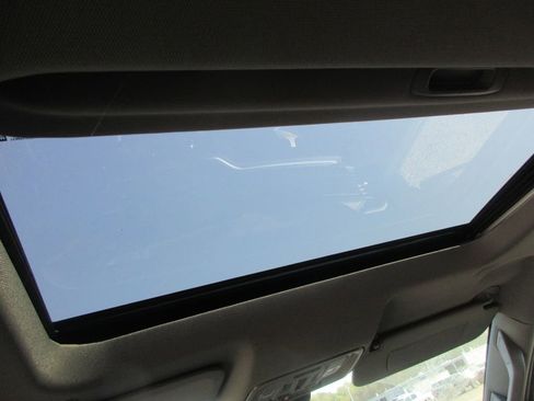 New 2026 GMC Sierra 2500 SLT w/ SLT Premium Package AWD/4WD image 14