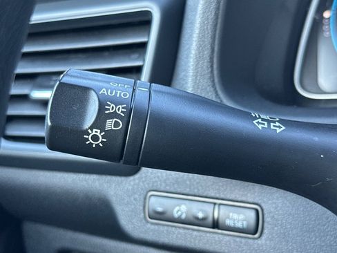 Used 2018 Nissan Leaf S w/ S Charge Package image 31