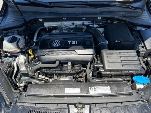 Used 2017 Volkswagen GTI Autobahn FWD image 20