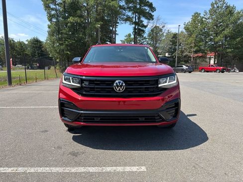 Used 2023 Volkswagen Atlas SEL R-Line AWD/4WD image 3