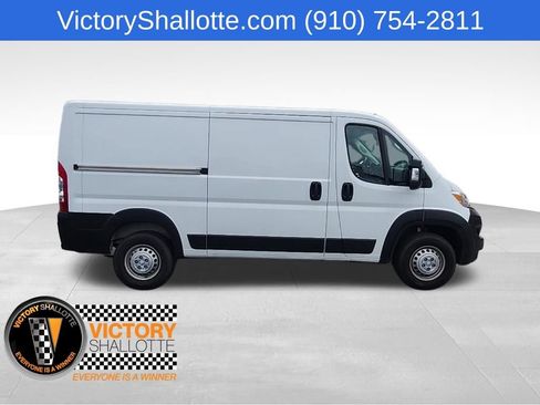 Used 2025 RAM ProMaster 2500 w/ Convenience Group FWD image 20