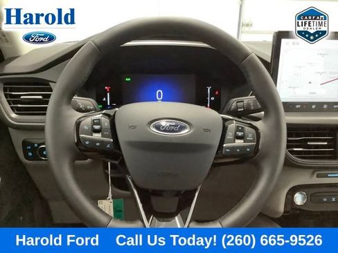 Used 2024 Ford Escape SE FWD image 16