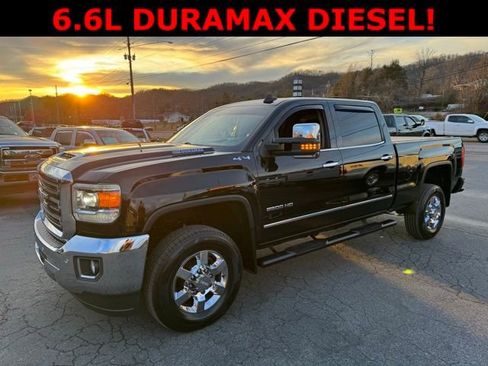Used 2019 GMC Sierra 2500 SLT w/ Duramax Plus Package image 5