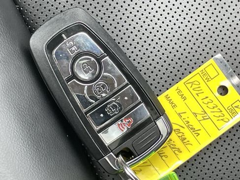 Used 2024 Lincoln Corsair AWD w/ Equipment Group 101A image 32