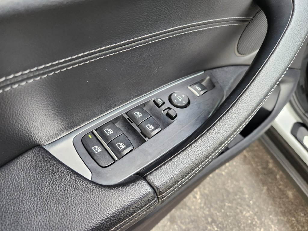 Used 2018 BMW X3 xDrive30i AWD/4WD image 26