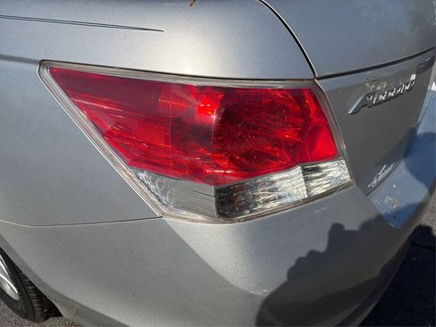 Used 2010 Honda Accord LX-P image 36