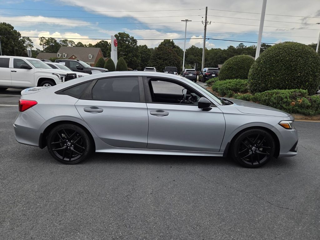 Used 2024 Honda Civic Sport image 11