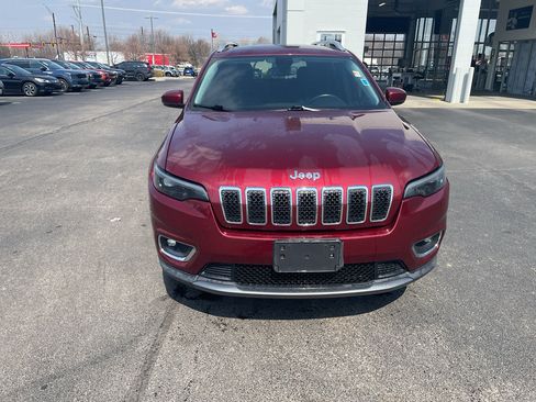 Used 2019 Jeep Cherokee Limited AWD/4WD image 8