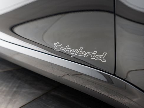 Certified 2025 Porsche 911 Targa 4 GTS AWD/4WD image 25