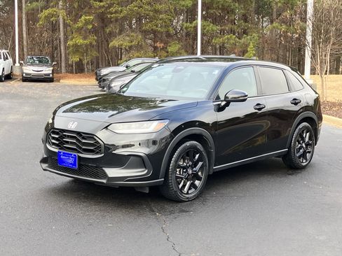 Certified 2023 Honda HR-V Sport image 6