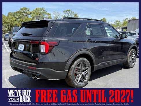 New 2026 Ford Explorer ST RWD image 6