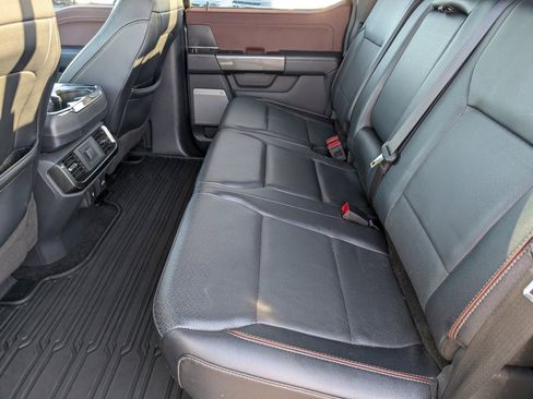 Used 2022 Ford F150 Lariat image 27