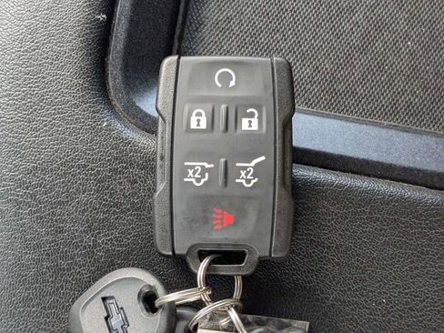 Used 2019 Chevrolet Tahoe LT RWD image 28