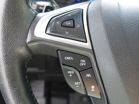 Used 2019 Ford Edge Titanium w/ Cold Weather Package AWD/4WD image 25