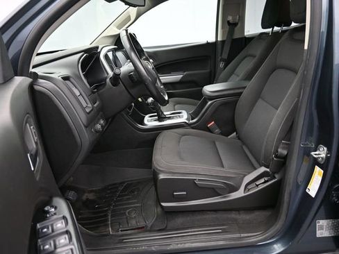 Used 2019 Chevrolet Colorado LT w/ LT Convenience Package image 38