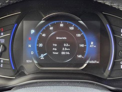 Used 2019 Hyundai Santa Fe SEL image 11