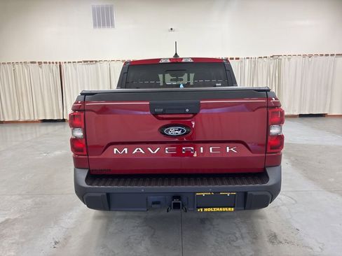 Used 2025 Ford Maverick Lariat AWD/4WD image 7