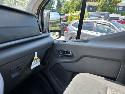 Certified 2025 Ford Transit 250 Low Roof w/ Exterior Upgrade Package RWD image 18
