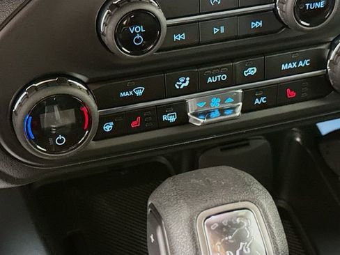 New 2026 Ford Bronco Badlands image 20