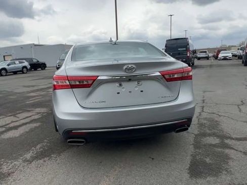 Used 2018 Toyota Avalon Limited w/ All Weather Liner Package FWD image 7