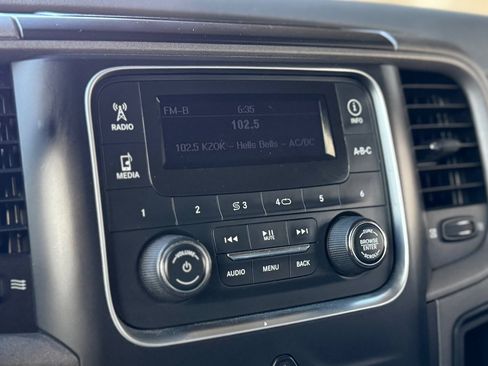 Used 2015 RAM 1500 ST RWD image 18