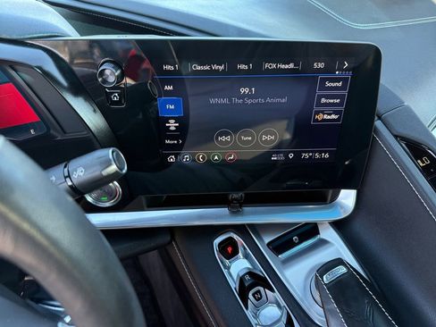 Used 2020 Chevrolet Corvette Stingray image 13