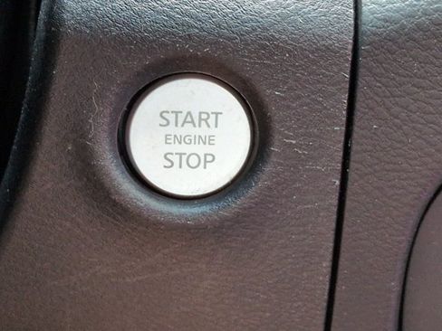 Used 2022 Nissan Frontier SV RWD image 27